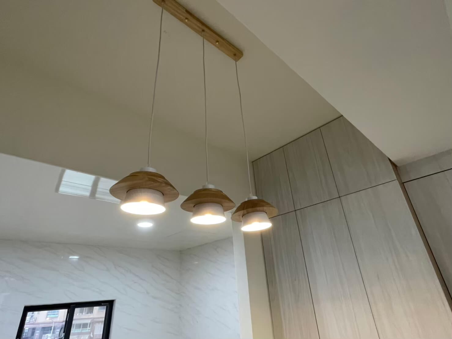 藍天鵝燈飾工廠北歐風燈具安裝實例